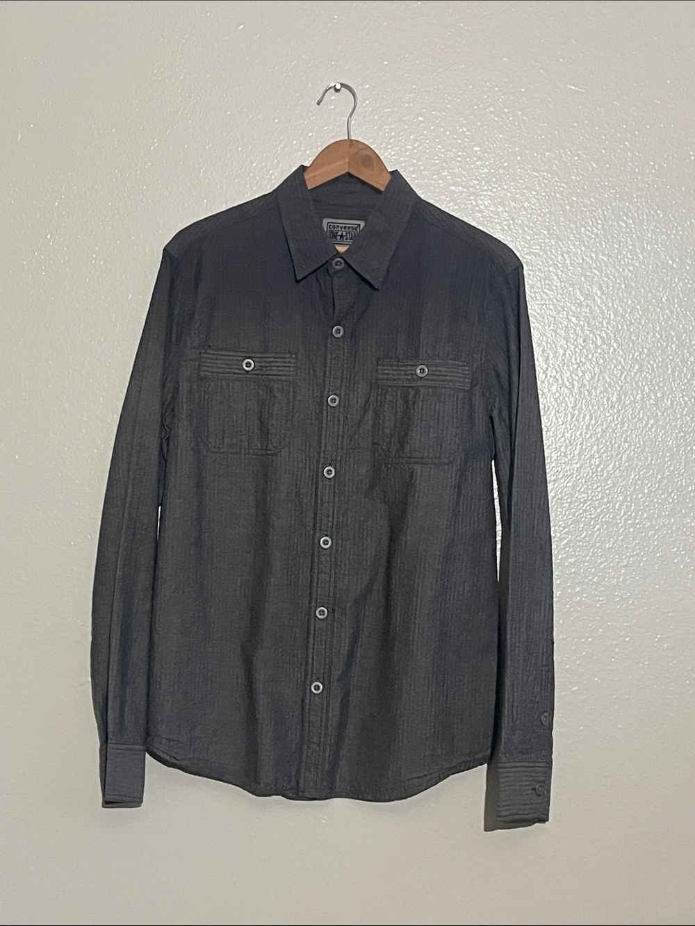 Converse Men's Gray Button-Down Long Sleeve Shirt